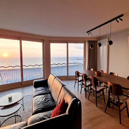 Apartment Horizon 0501 Located On The Sea